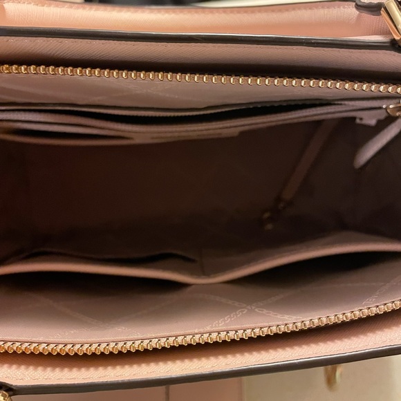 ❌SOLD❌ Michael Kors Prism Large Satchel & matching wallet - Picture 3 of 5